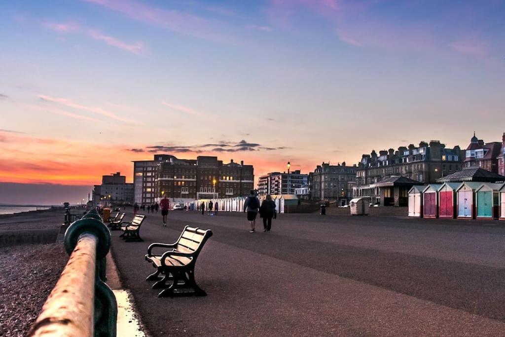 Luxury 1 Bedroom Flat With Balcony - St Anne'S Hove Exterior foto